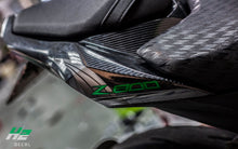 Load image into Gallery viewer, Kawasaki Z800 Stickers Kit - 006 - H2 Stickers - Worldwide